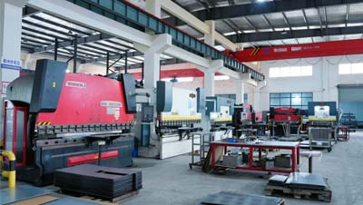 AUKE bending machine.jpg