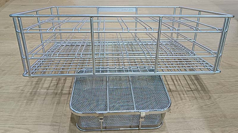 metal wire baskets