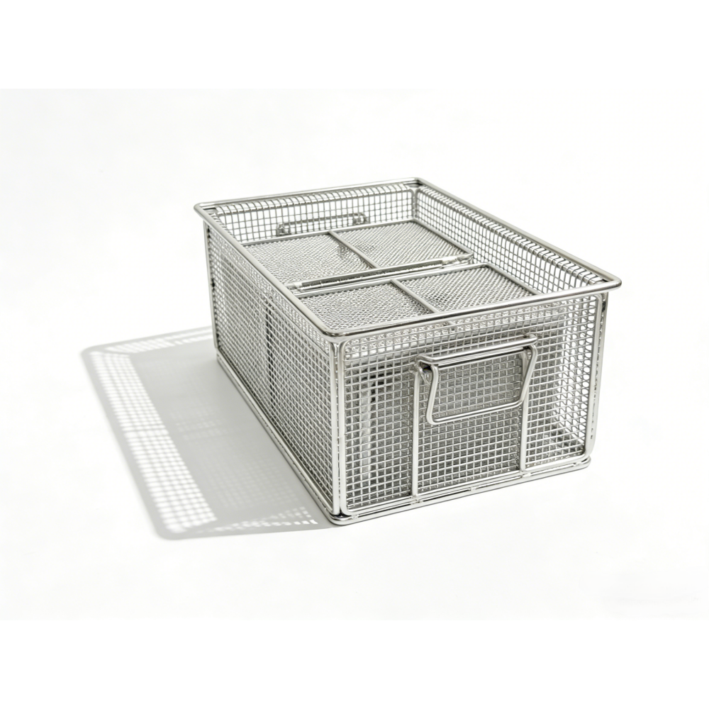 AUKE wire mesh cleaning basket with a lid and internal mesh inserts